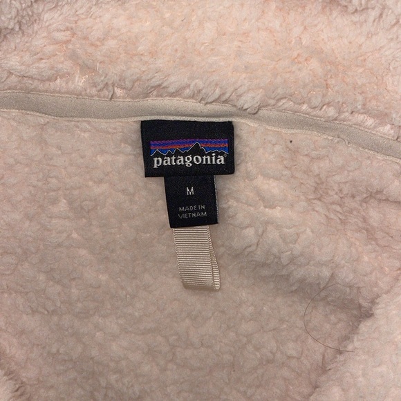 Patagonia Light Pink Fleece Quarter Zip - Picture 2 of 2